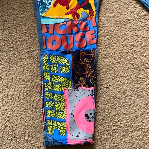 Blue Jeans - Picture 3 of 3